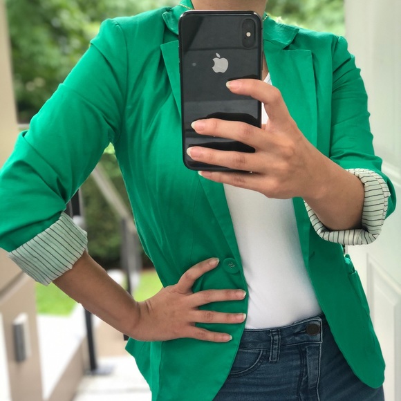 Classy Green blazer - Picture 6 of 12